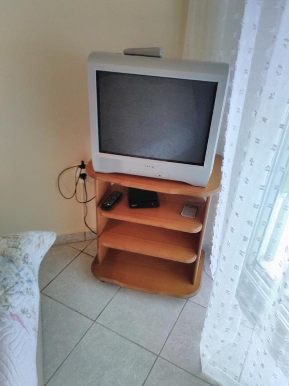 Zefi'S Apartment เนอาเปรามอส ภายนอก รูปภาพ